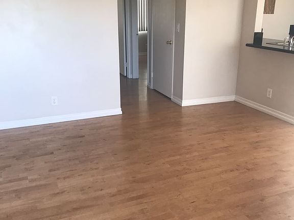 2nd image of 317 San Pascual Ave APT 5
