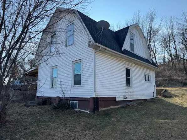 55 2nd Street, New Glarus, WI 53574