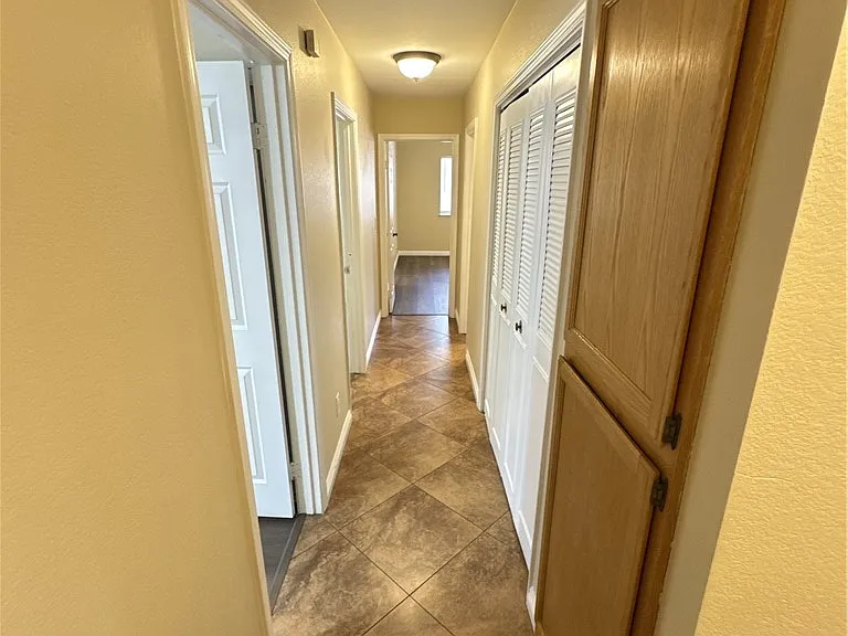 7931 Stone Wall Dr — Photo 12