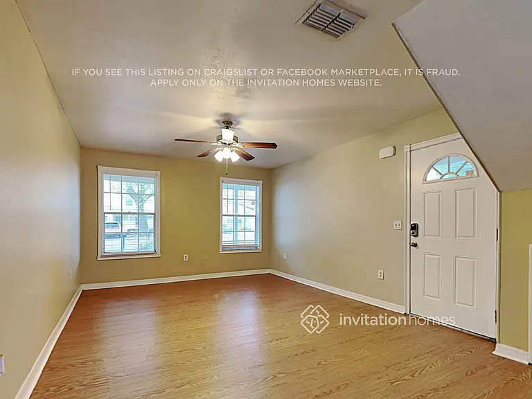 7606 Glades Ct — Photo 4
