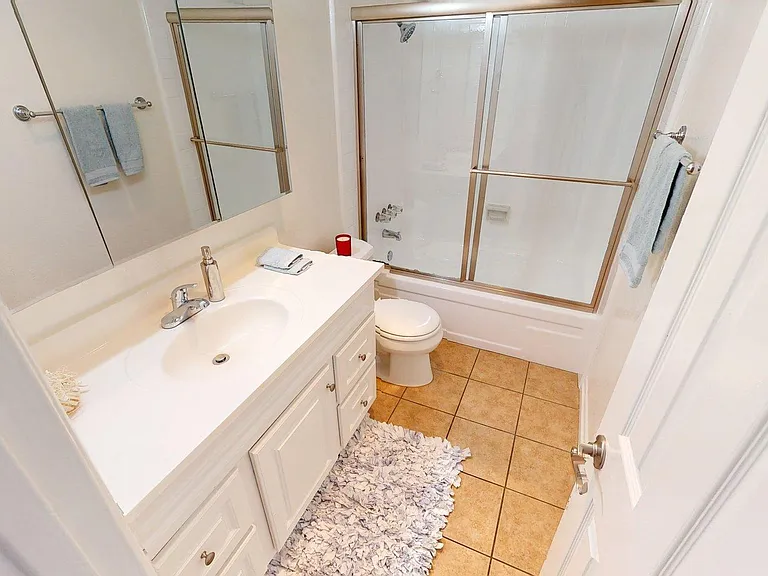 800 Meyer Lane — Photo 32