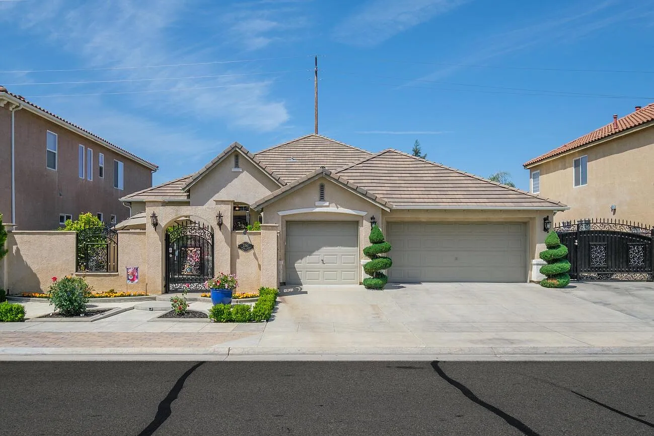 3341 Serena Ave photo 1