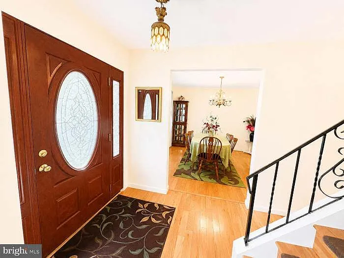 8608 Cathedral Cir — Photo 4