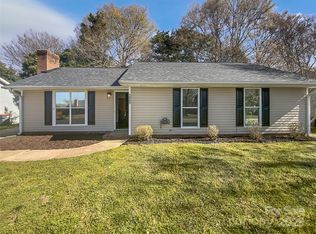 10707 Copper Field Dr, Pineville, NC 28134