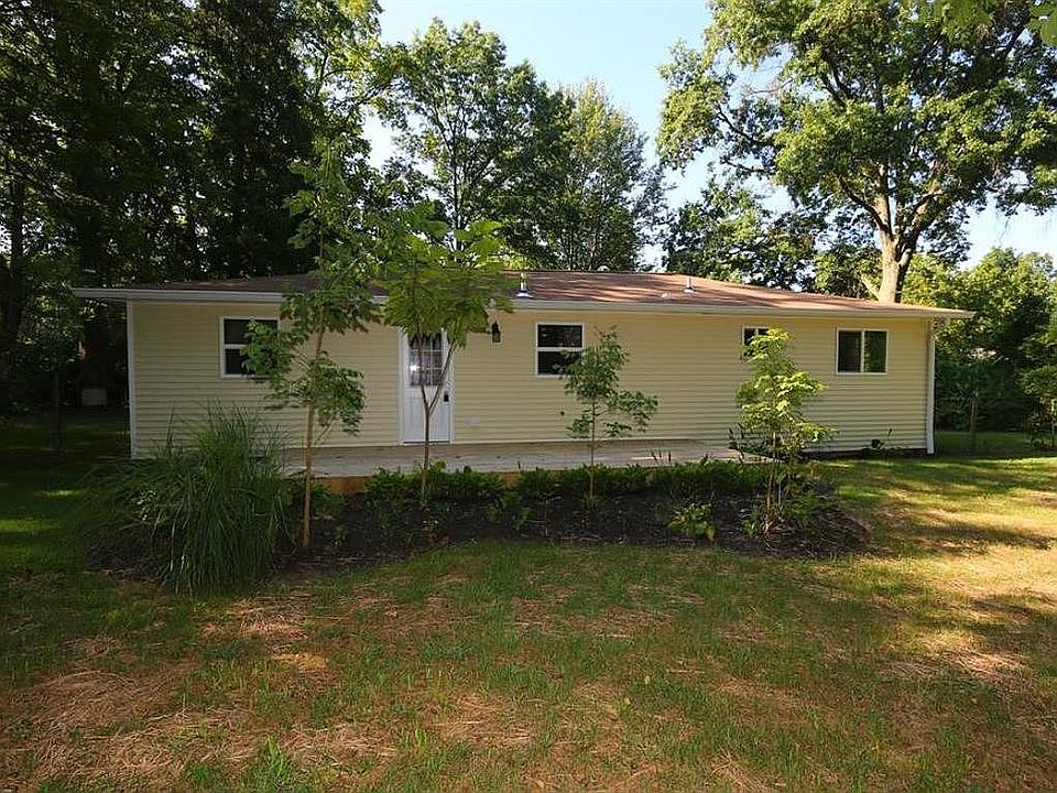 2nd image of 6080 Jerry Lee Dr