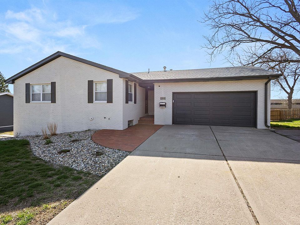1st image of 1501 S Gary Dr