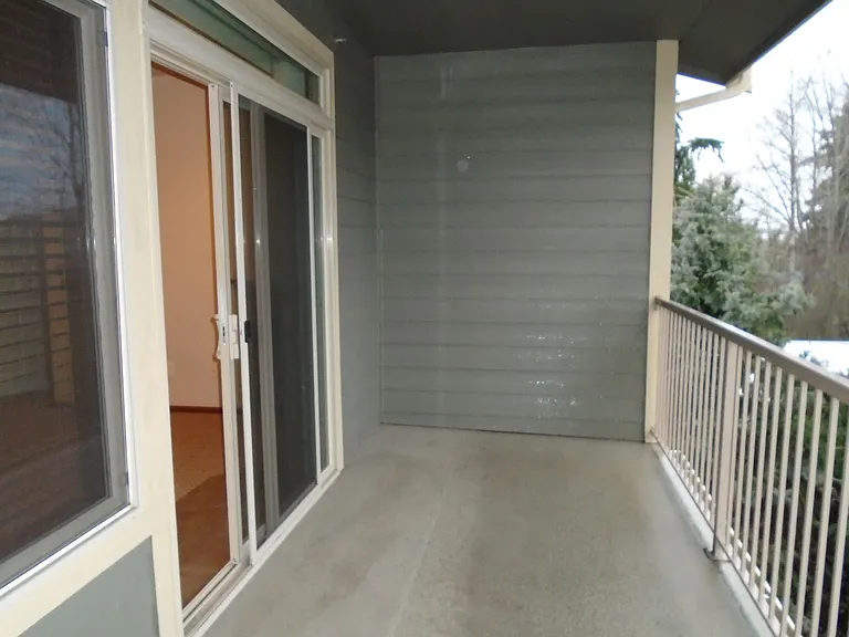 660 Telegraph Rd #B-301 — Photo 12