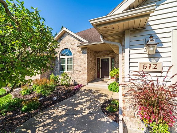 2nd image of 612 INDEPENDENCE LANE
