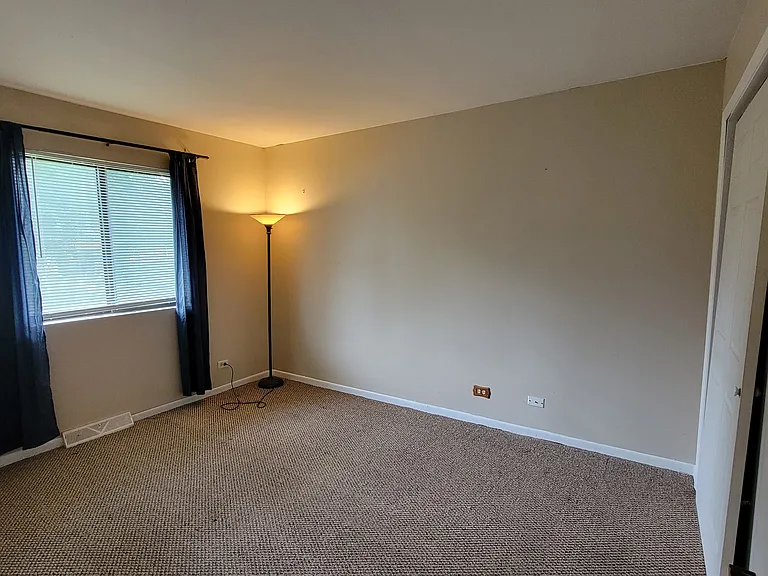 1512 Johnson St — Photo 10