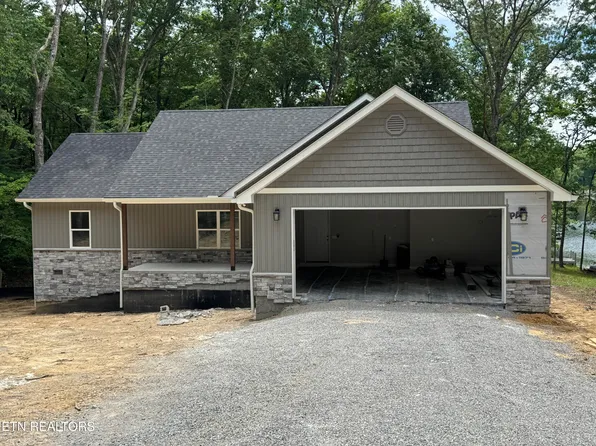 203 Dublin Ln, Fairfield Glade, TN 38558