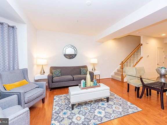 4th image of 1218 Chadwell Ct #45E