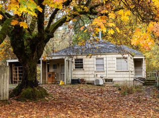 4960 W Amazon Dr, Eugene, OR 97405