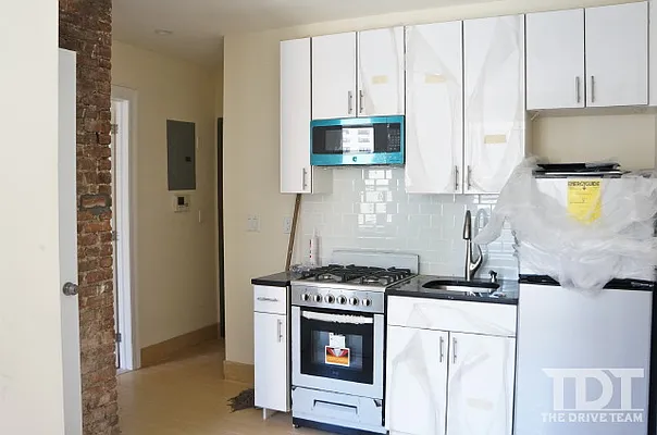 Rented by J Misrahi Realty Corp | media 18