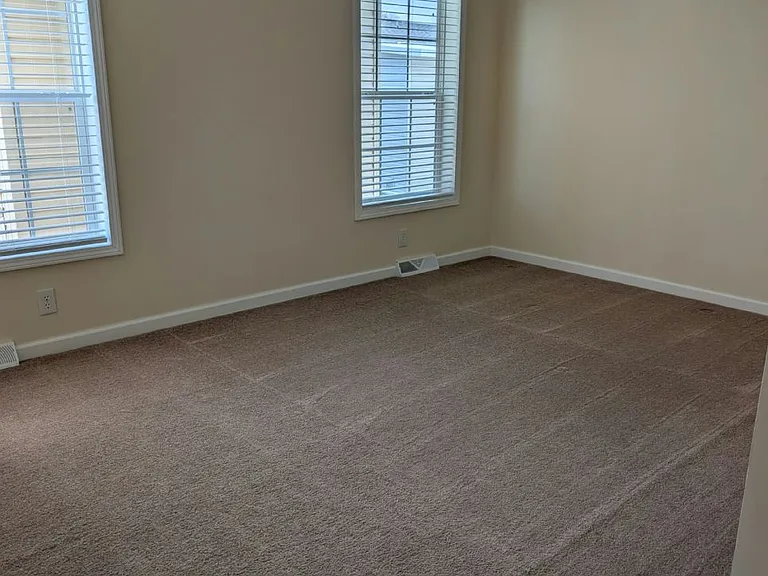 52553 Elmcrest Ct #143 — Photo 8