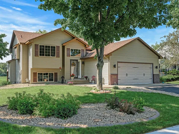 5535 S Park Dr, Savage, MN 55378