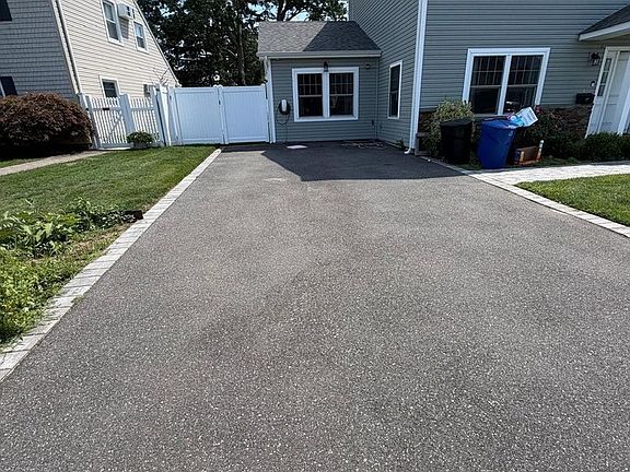 5th image of 27 Shepherd Ln