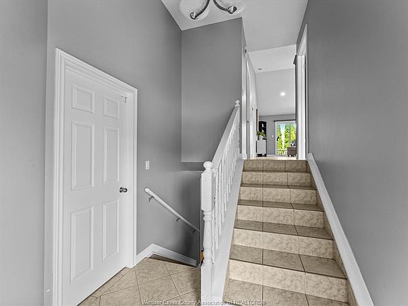5th image of 11824 Boulder Cres