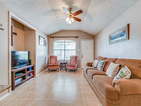 3rd image of 1719 Quinlan Ct