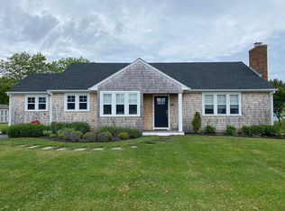 25 Lincoln Way, Narragansett, RI 02882