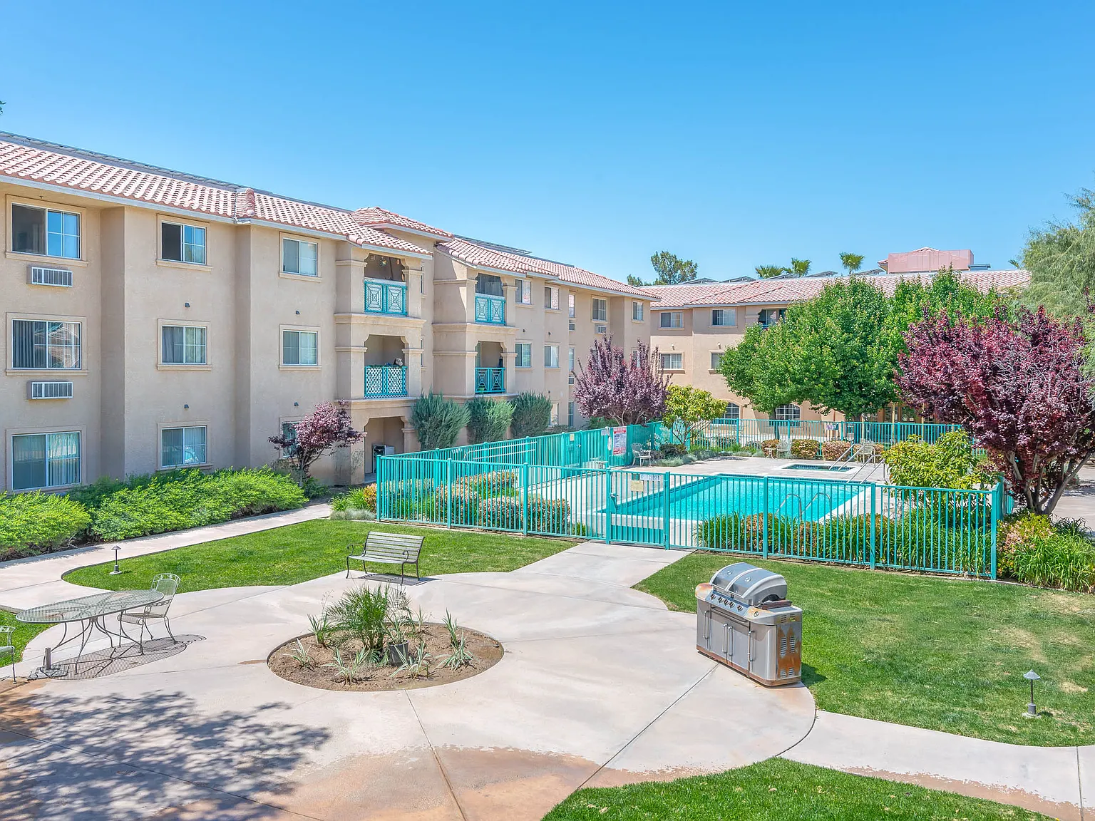 Lancaster Village Senior Living Apartments — Photo 4