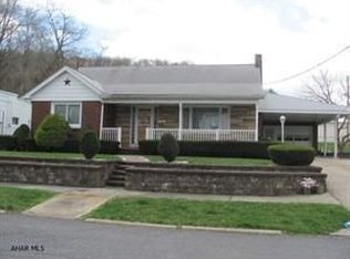 709 Mifflin St, Saxton, PA 16678