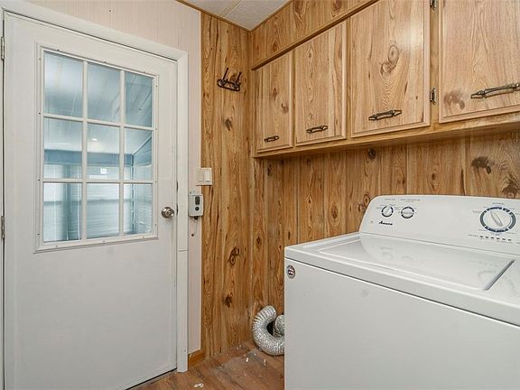 5th image of 1536 LONGBOW DRIVE
