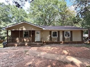 9411 Loblolly Ln, Charlotte, NC 28210