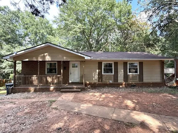 9411 Loblolly Ln, Charlotte, NC 28210