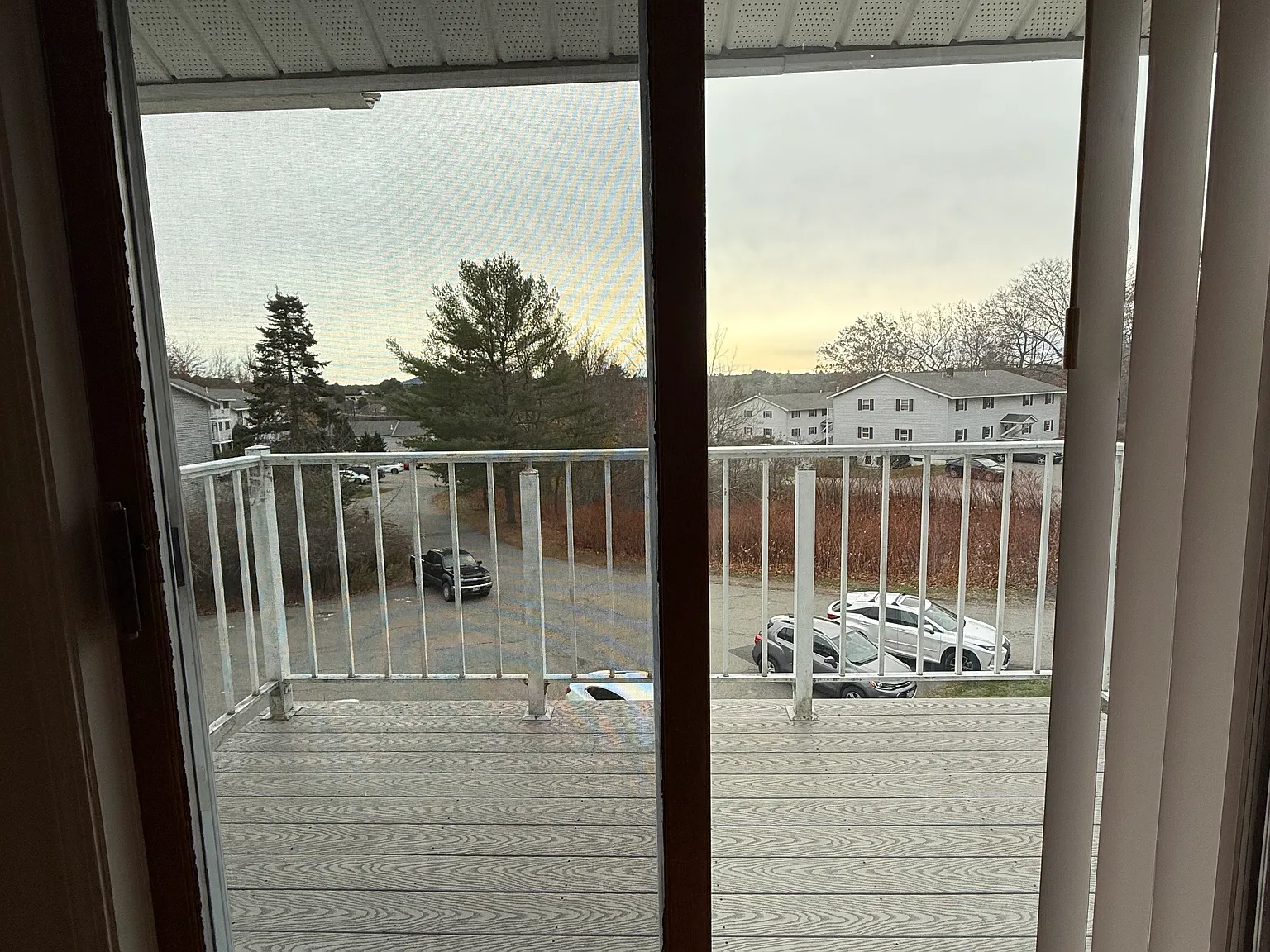 2 bed, 1000 sqft, $1,625 — Photo 4