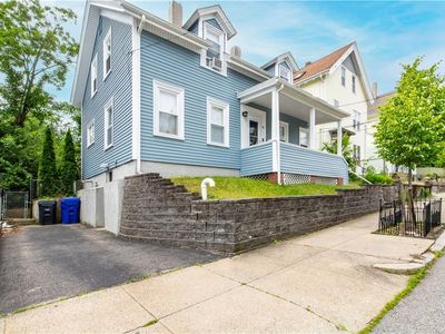 40 Highland St, Pawtucket, RI, 02860