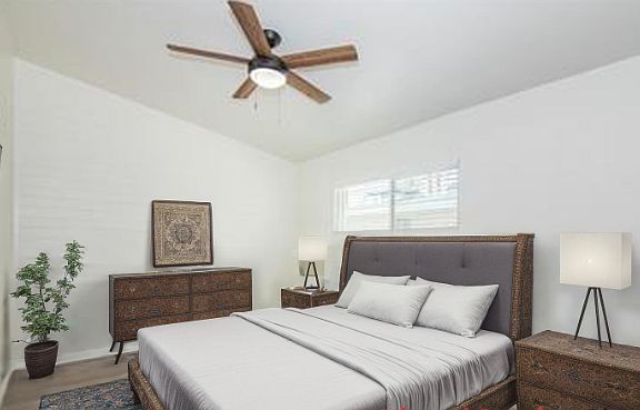5th image of 408 W Earll Dr #7