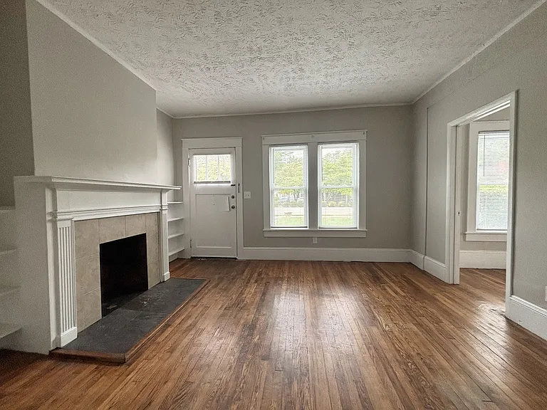 202A N Virginia Ave — Photo 4