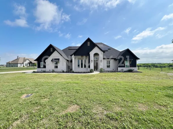 252 Harvard Ln, Springtown, TX 76082