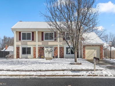 206 Meadow Dr, Mount Laurel, NJ, 08054