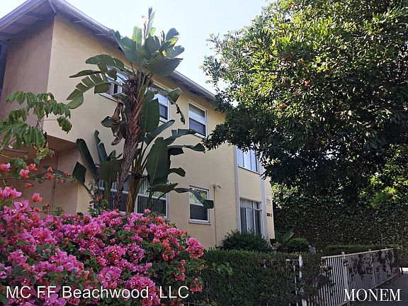 2nd image of 2001 N Beachwood Dr APT 2