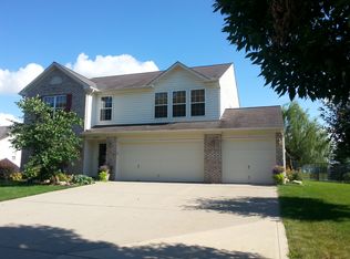 6495 Angel Falls Dr, Noblesville, IN 46062