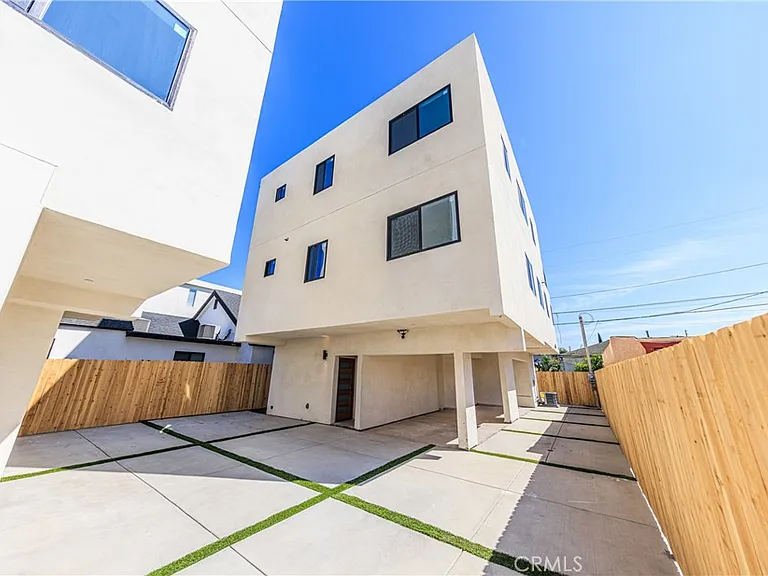 2426 S West View St #C — Photo 29