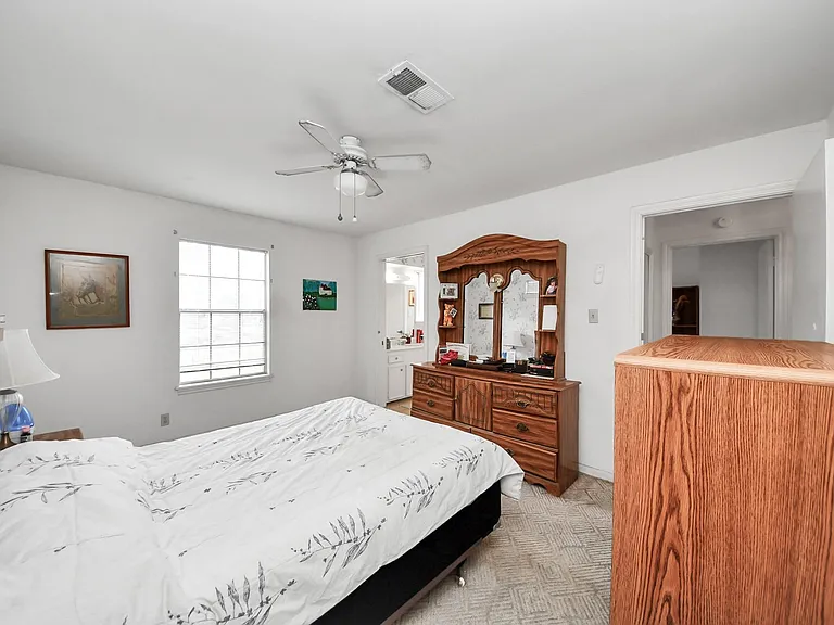 17 Winged Foot Dr — Photo 23