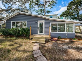 1020 Park Dr, Dunedin, FL 34698
