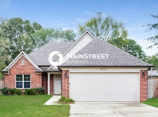10632 Lafayette Dr, Olive Branch, MS 38654