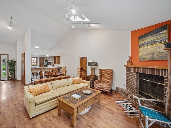 5th image of 3701 Oak Creek Pl