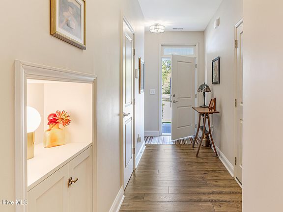 4th image of 412 Trevally Court