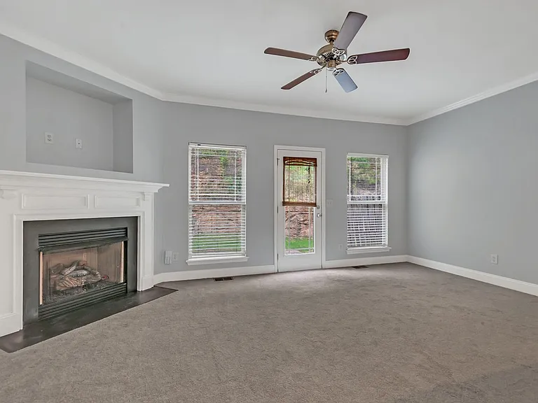 1072 Woodbury Falls Dr — Photo 20
