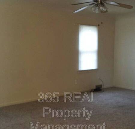 2nd image of 2203 9th Ave #1