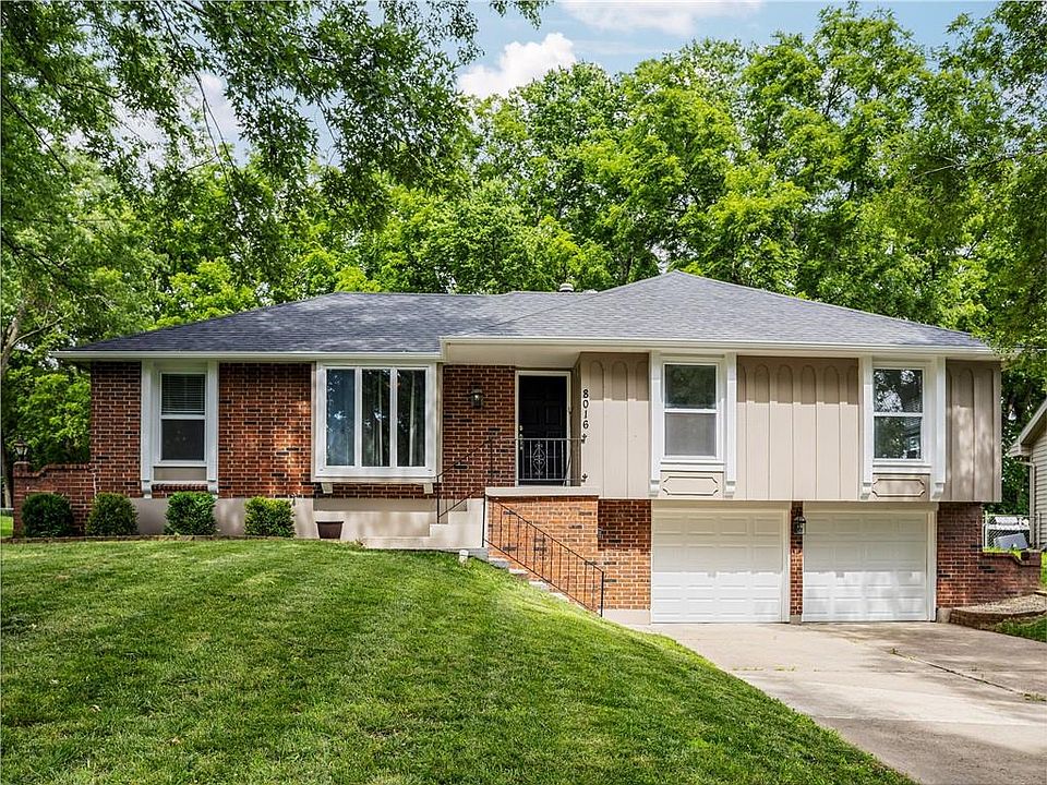 1st image of 8016 Sunset Cir