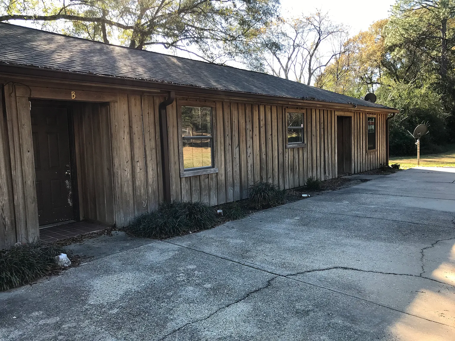 28 Quill Simmons Rd — Photo 1