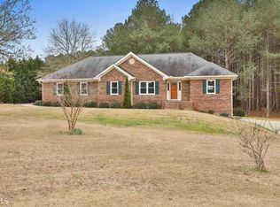 165 Scogin Rd, Newnan, GA 30263