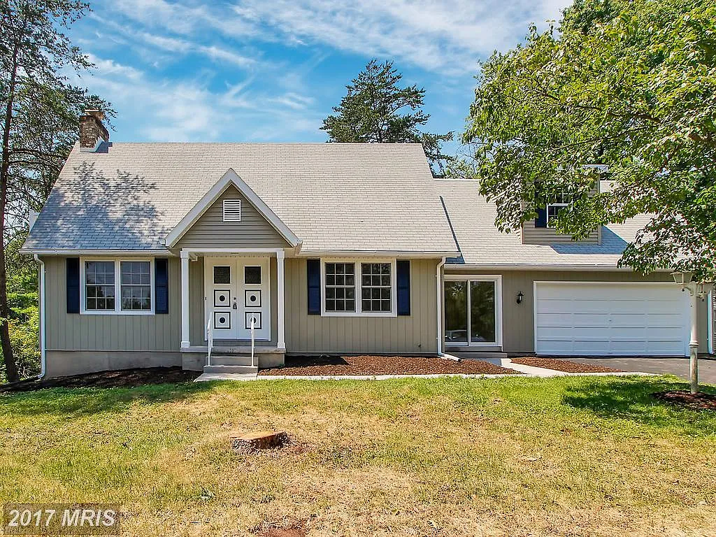 262 Longstreet Dr photo 1