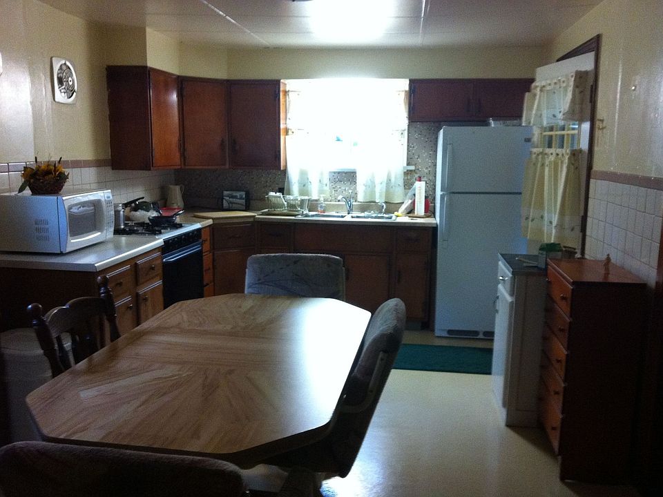 2nd image of 3735 McCabe Ave