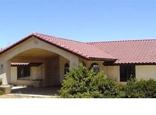 7885 Cataba Rd, Oak Hills, CA 92344